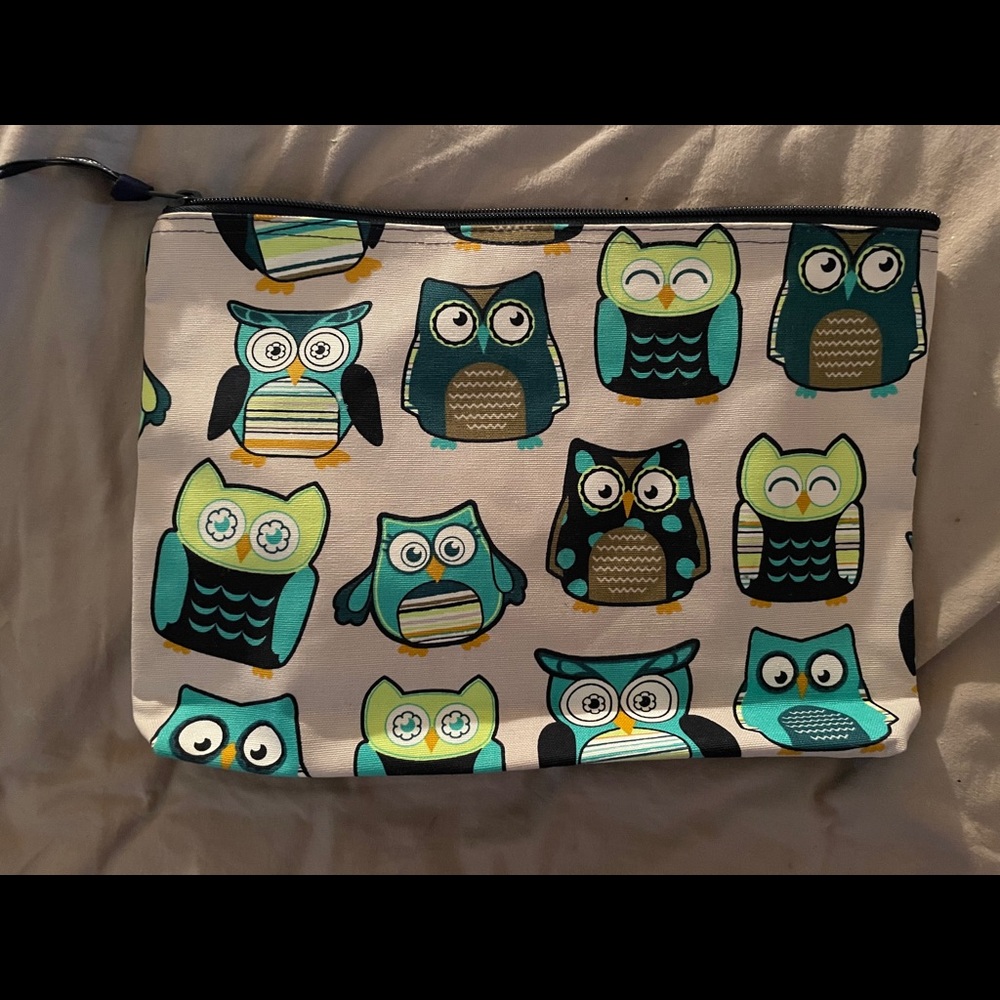 Thirty One pouch